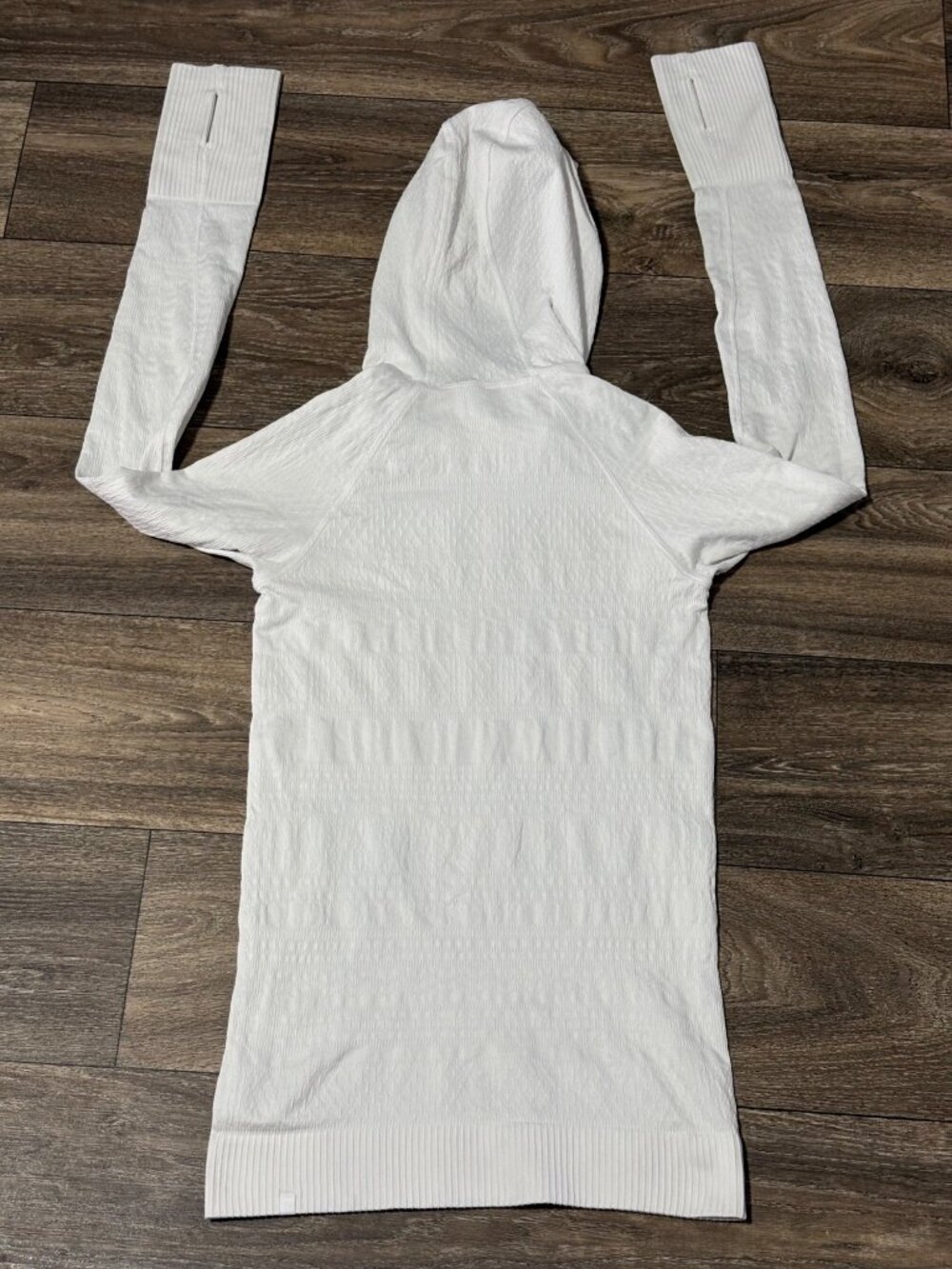 Lululemon Heathered White Rest Less Hooded Long Sleeve Pullover Top Size 2 - Picture 6 of 9